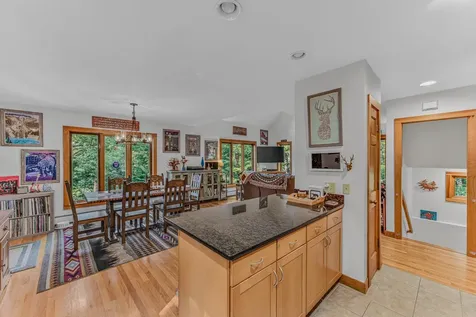 18 Armsby Circle Campton NH 03223