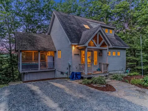18 Armsby Circle Campton NH 03223