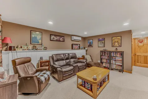 18 Armsby Circle Campton NH 03223