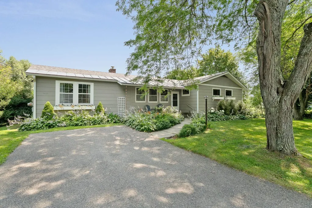 1450 Hinesburg Road South Burlington VT 05403