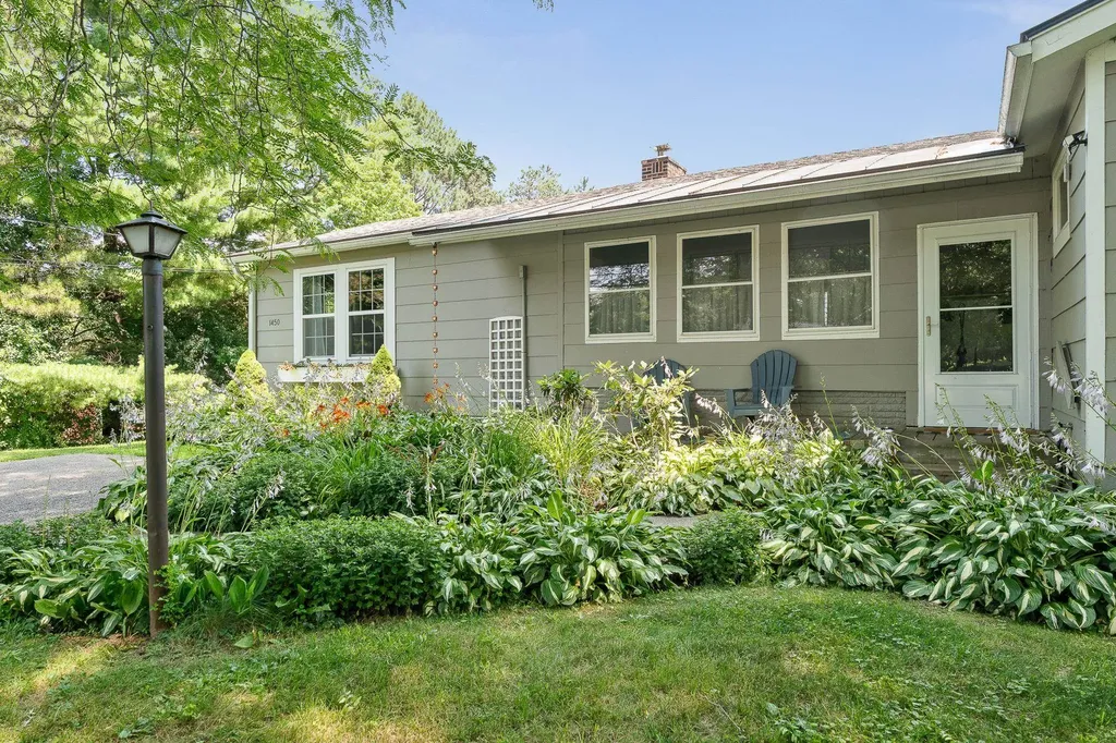 1450 Hinesburg Road South Burlington VT 05403