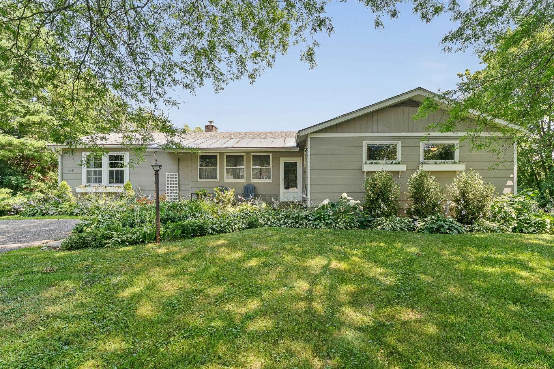 South Burlington VT, 1450 Hinesburg Road