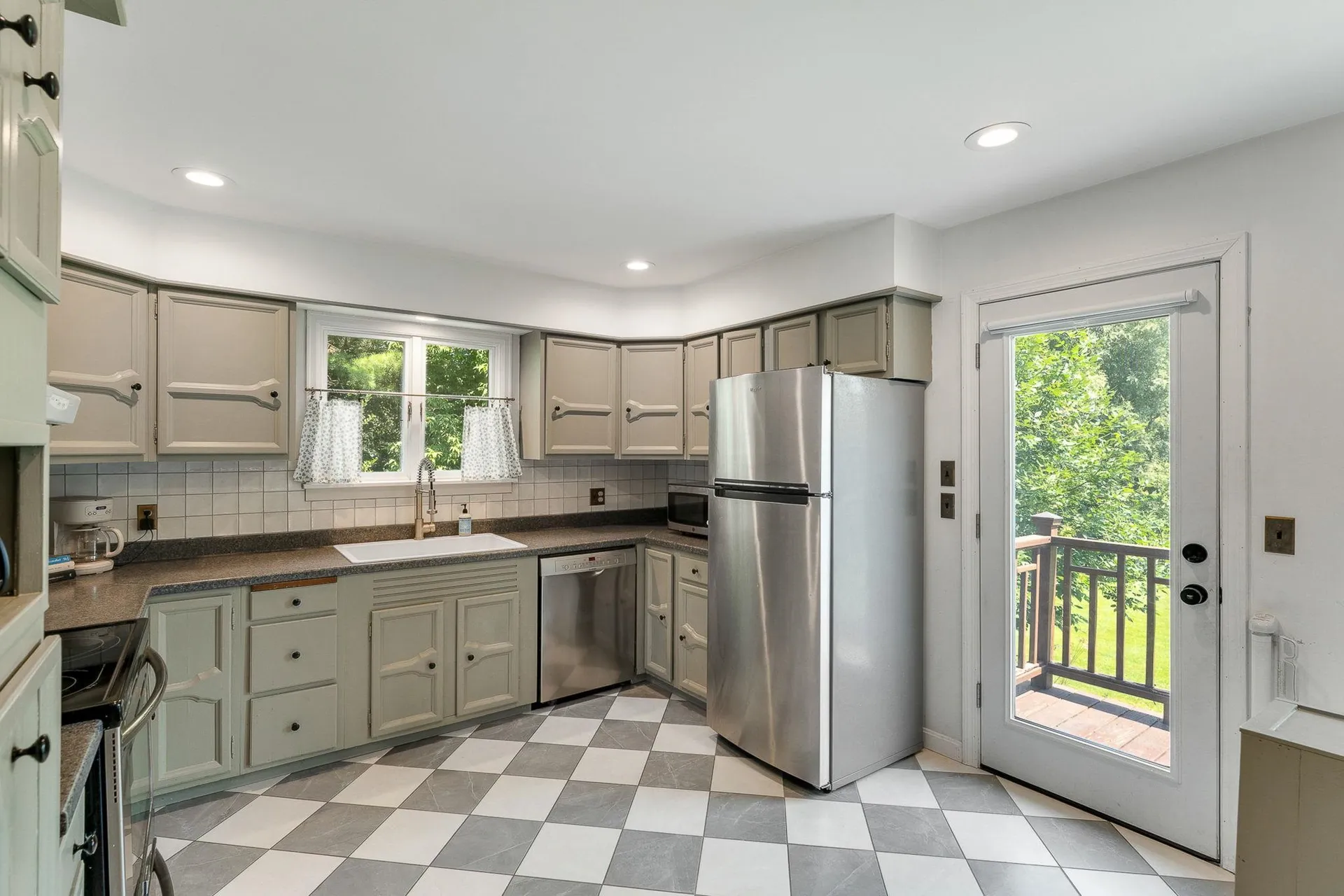 1450 Hinesburg Road South Burlington VT 05403