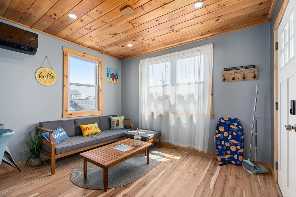 16 Riverview Terrace Hampton NH 03842