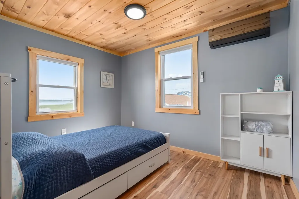 16 Riverview Terrace Hampton NH 03842