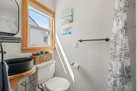 16 Riverview Terrace Hampton NH 03842