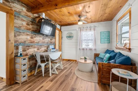 16 Riverview Terrace Hampton NH 03842