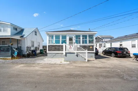 16 Riverview Terrace Hampton NH 03842