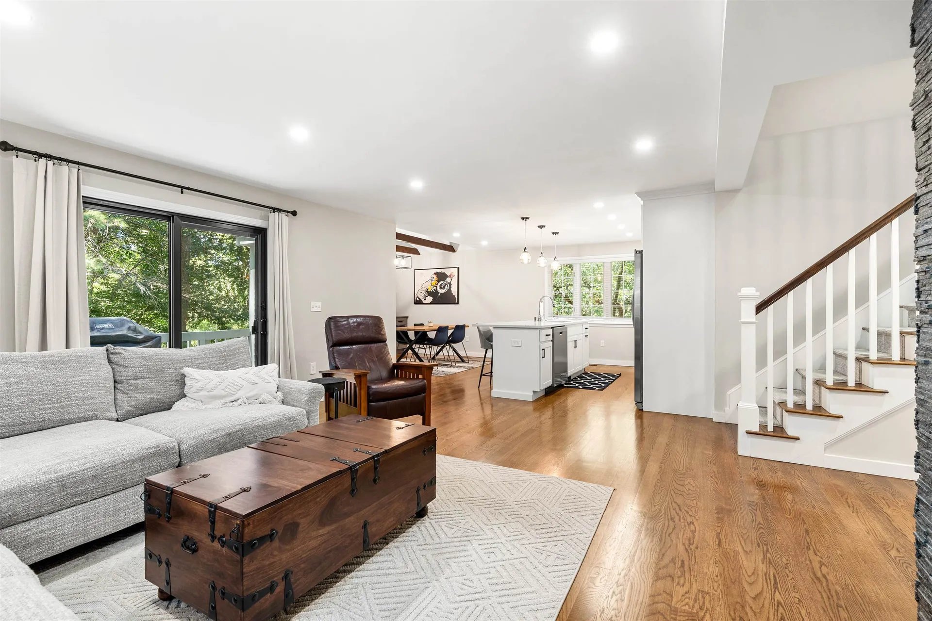 21 Foxglove Court Nashua NH 03062