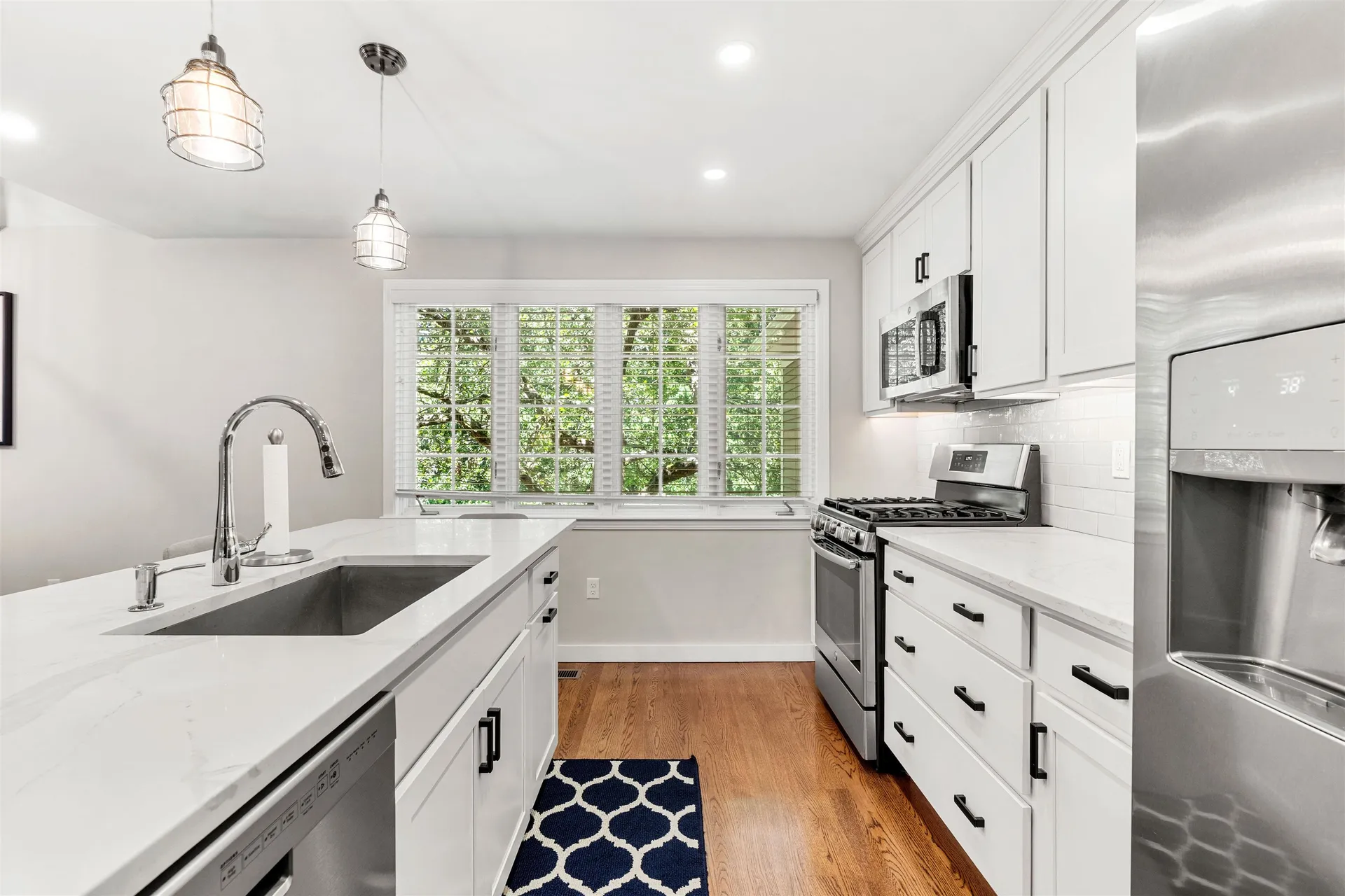 21 Foxglove Court Nashua NH 03062