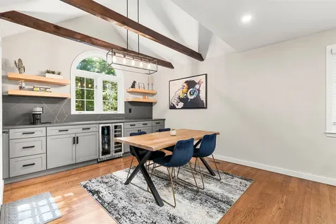 21 Foxglove Court Nashua NH 03062
