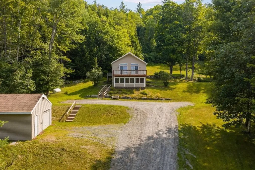 104 Bouldervale Road Croydon NH 03773