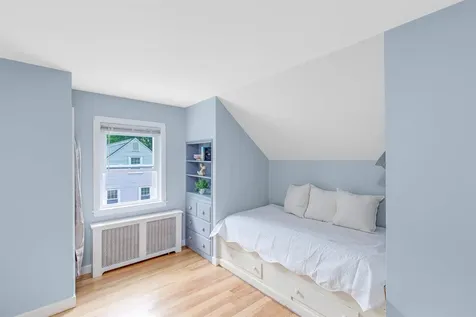 74 Pine Street Rollinsford NH 03869