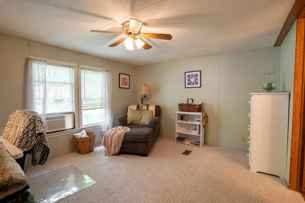 12 York Court Rochester NH 03868