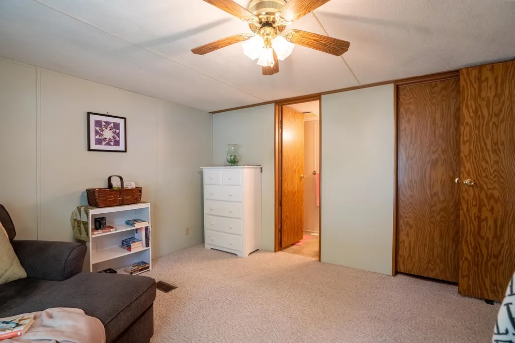 12 York Court Rochester NH 03868