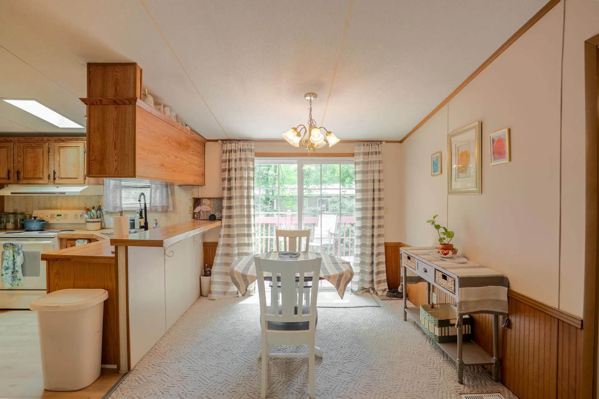 12 York Court Rochester NH 03868