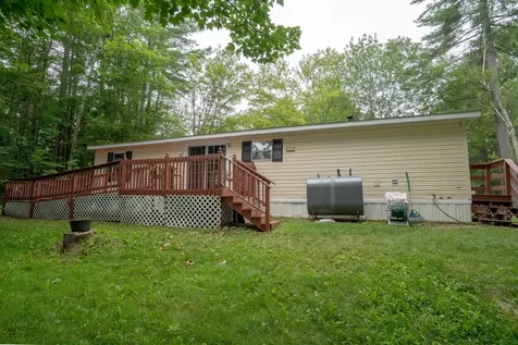 12 York Court Rochester NH 03868