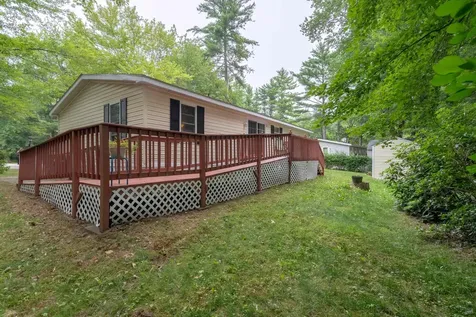 12 York Court Rochester NH 03868