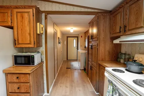 12 York Court Rochester NH 03868