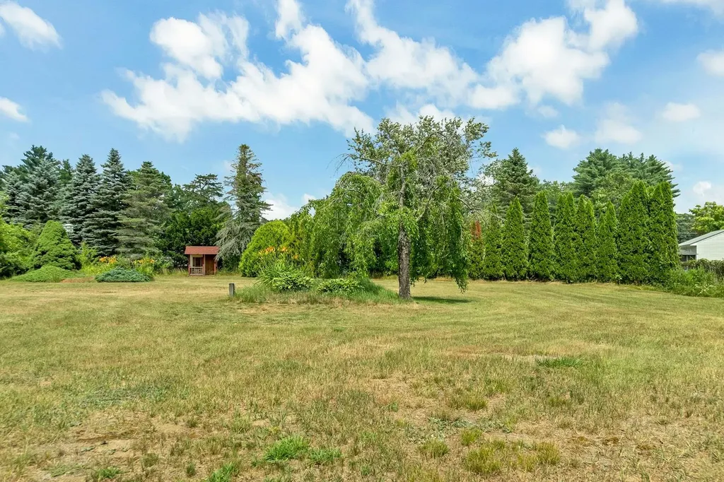 28 Salmon Falls Road Rochester NH 03868