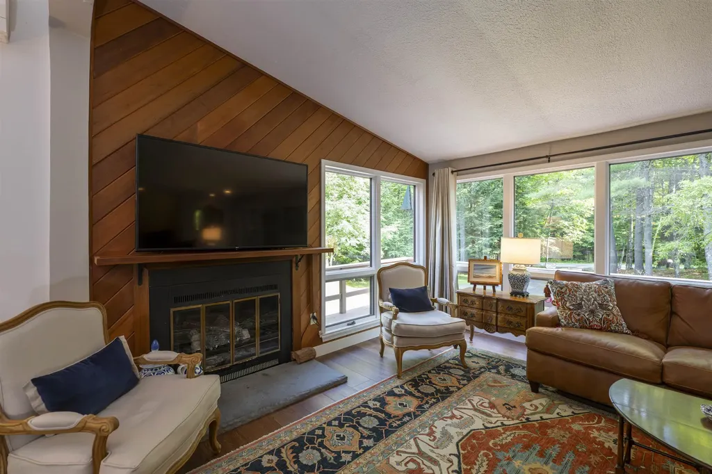 829 Baker Turn Hartford VT 05059