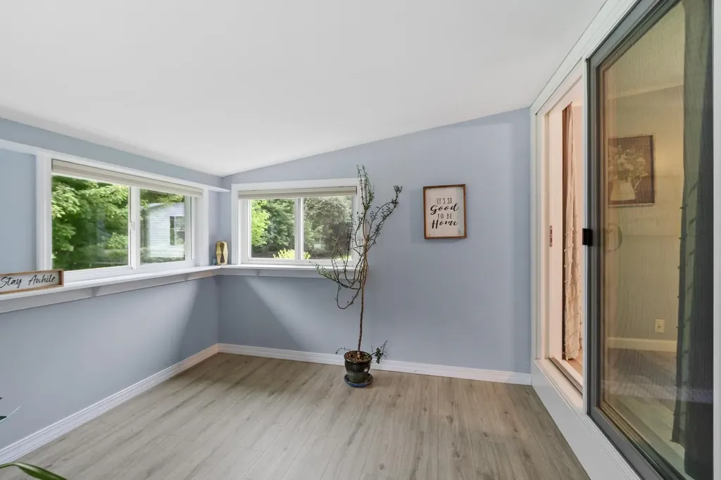 26 Country Lane Fremont NH 03044