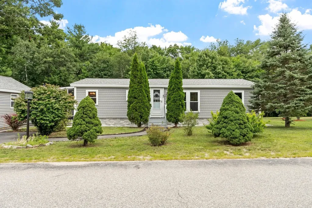 26 Country Lane Fremont NH 03044