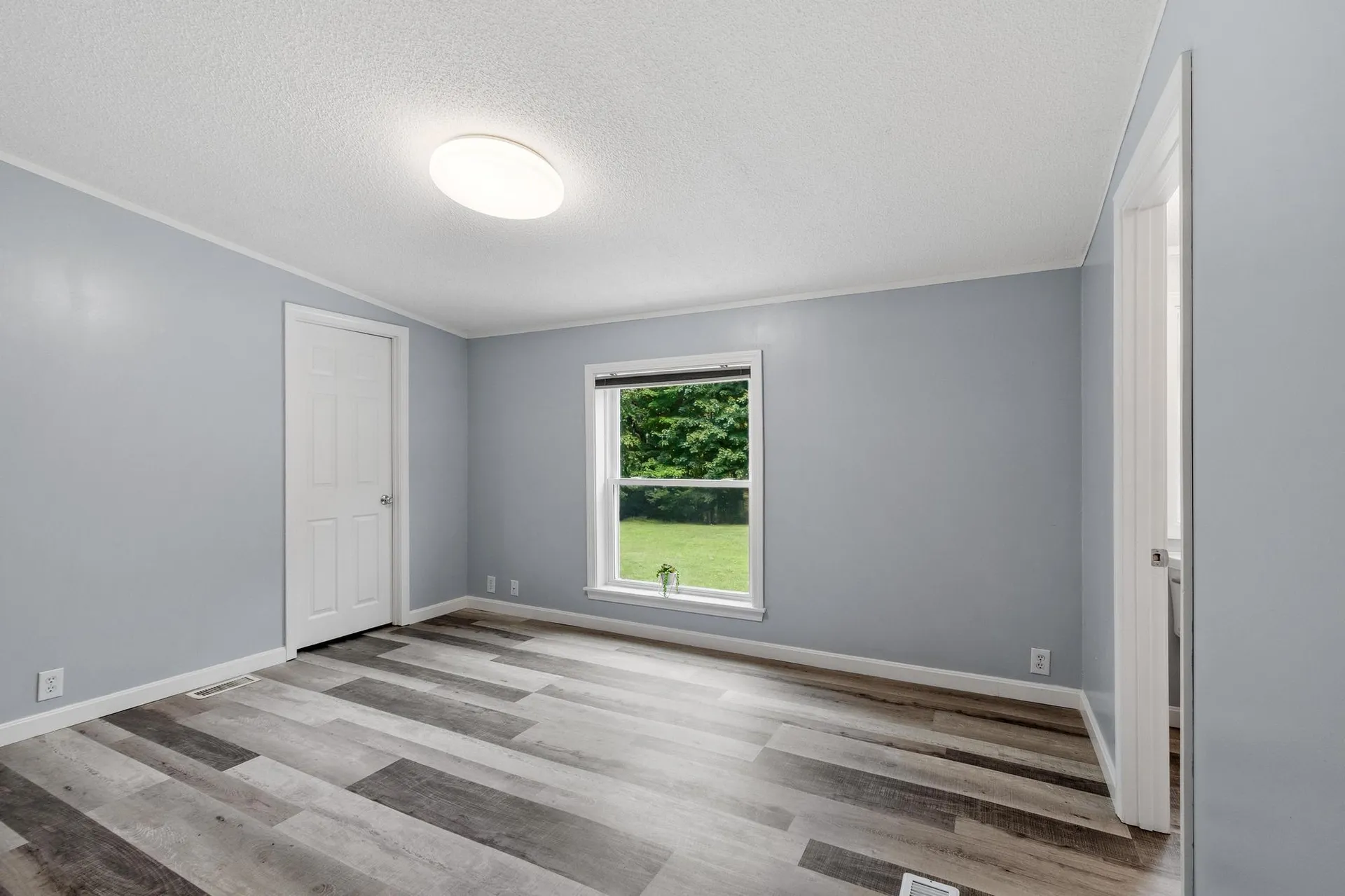 26 Country Lane Fremont NH 03044