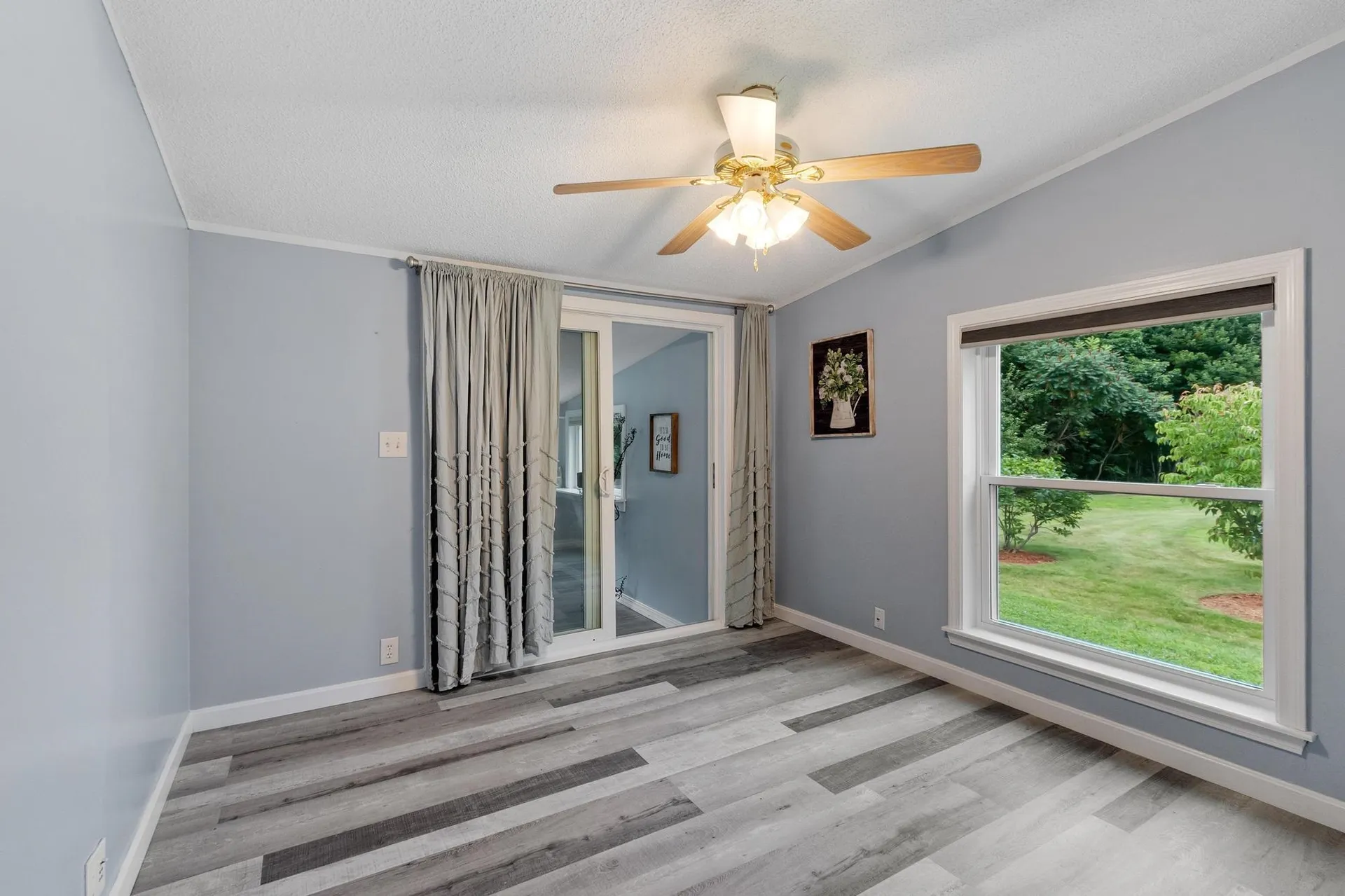 26 Country Lane Fremont NH 03044