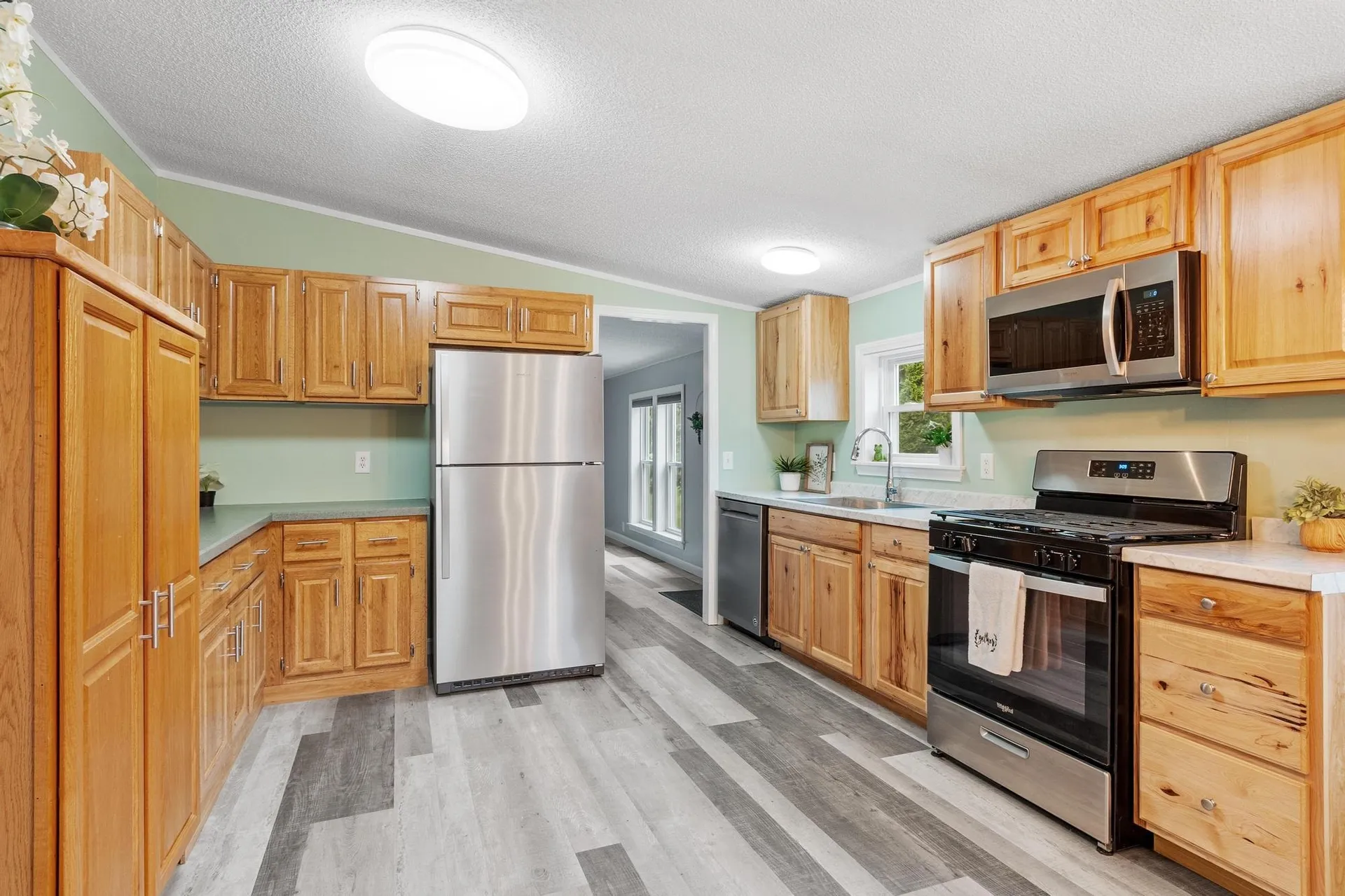 26 Country Lane Fremont NH 03044