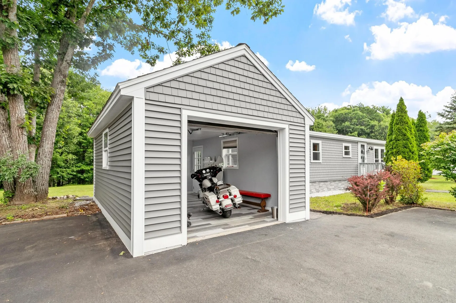 26 Country Lane Fremont NH 03044