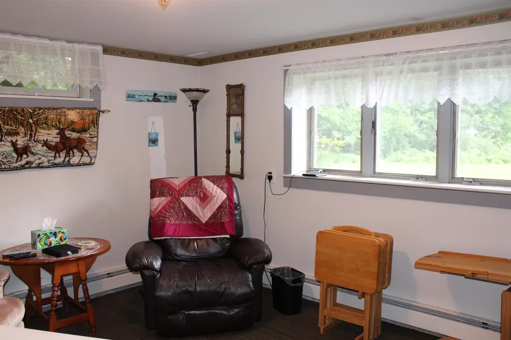 8 Holly Heights Whitefield NH 03598