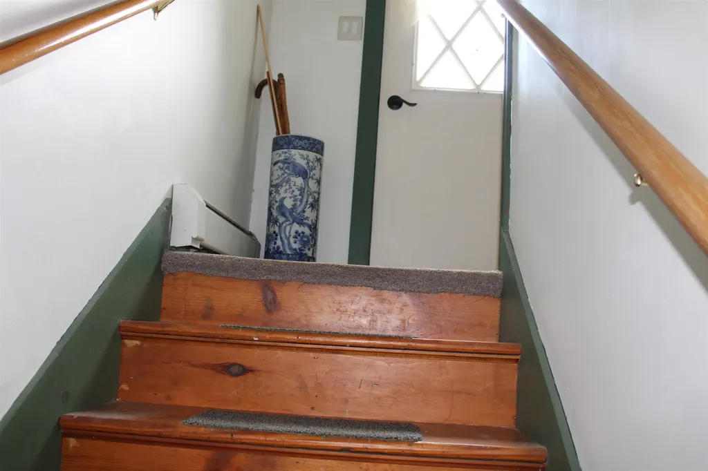 8 Holly Heights Whitefield NH 03598