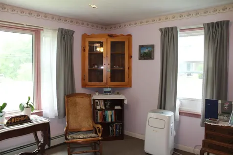 8 Holly Heights Whitefield NH 03598