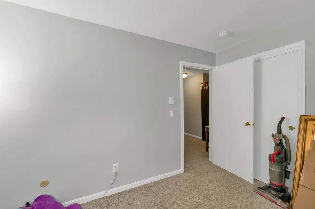 139 S. Main Street Laconia NH 03246