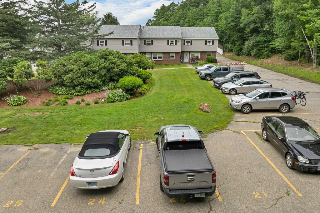 139 S. Main Street Laconia NH 03246