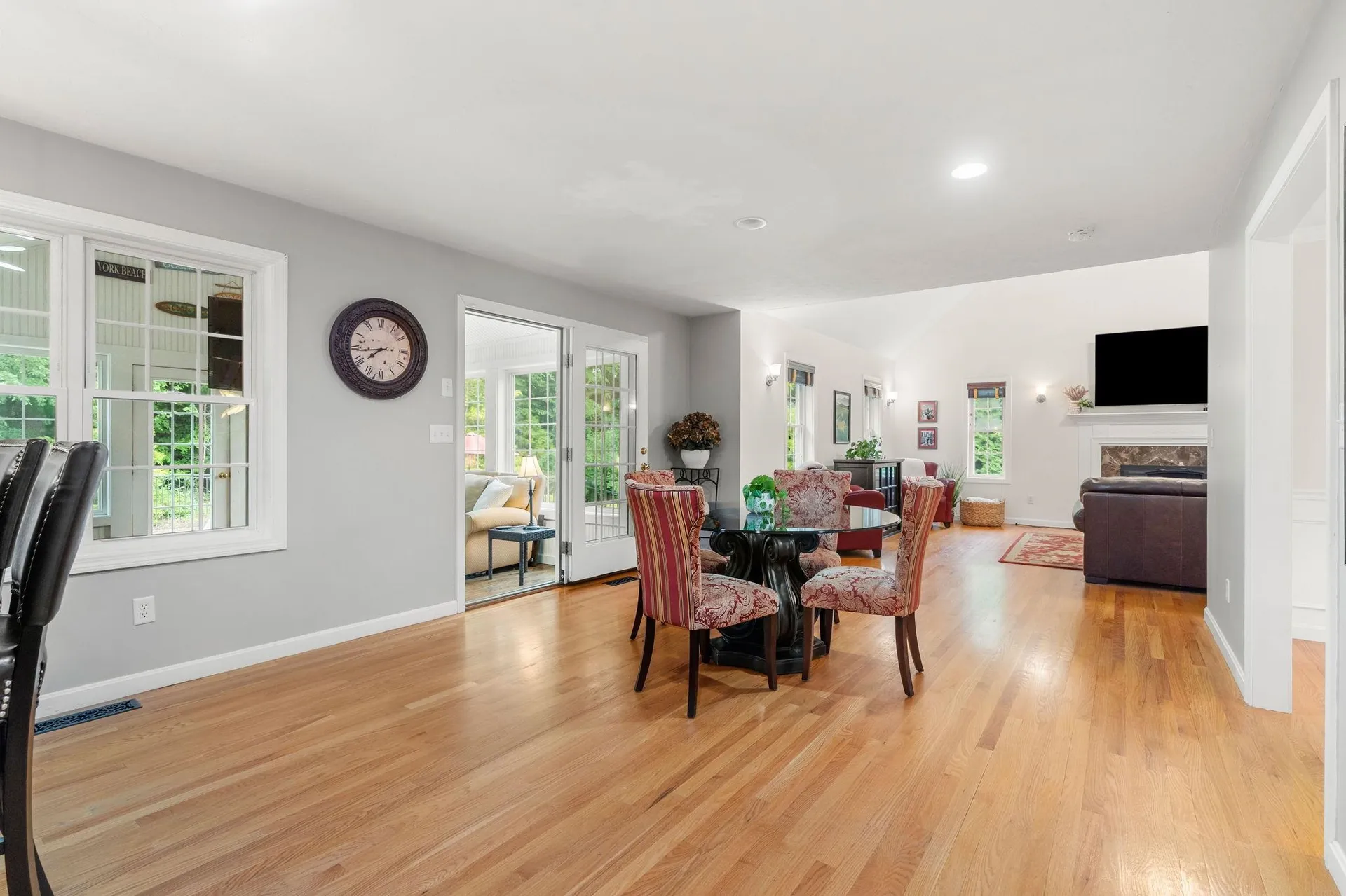 32 Hobart Hill Road Brookline NH 03033