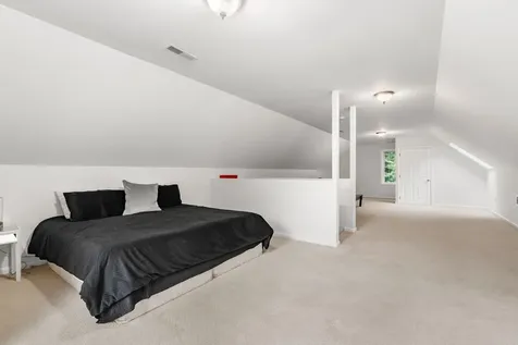 32 Hobart Hill Road Brookline NH 03033