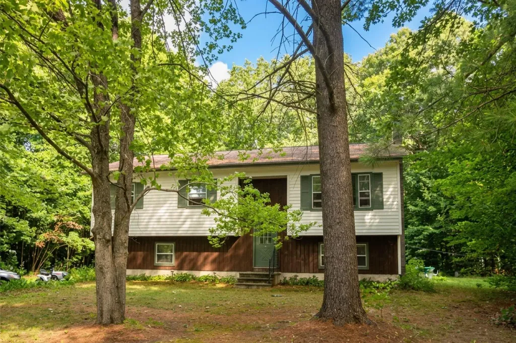 149 West Milton Road Milton VT 05468