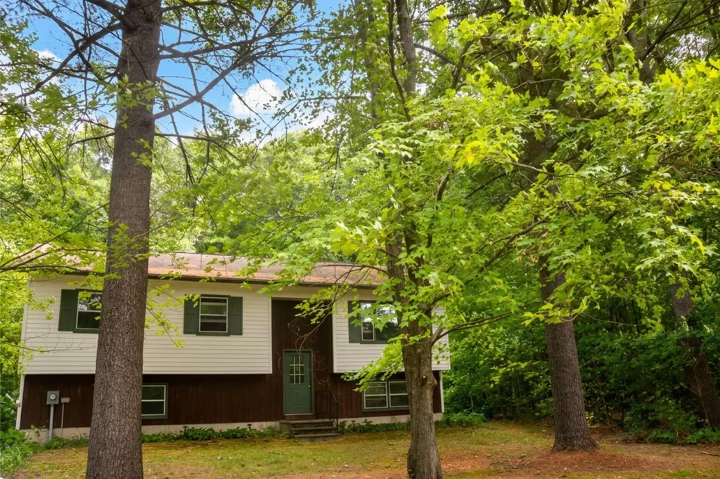 149 West Milton Road Milton VT 05468