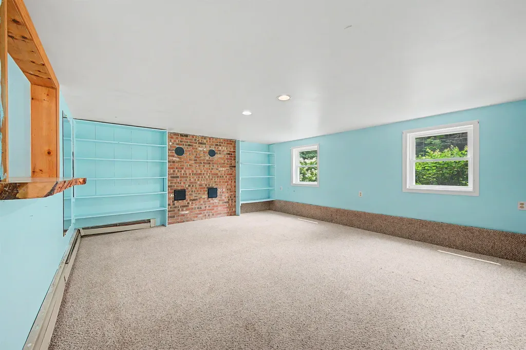 56 Brookside Road Newbury NH 03255