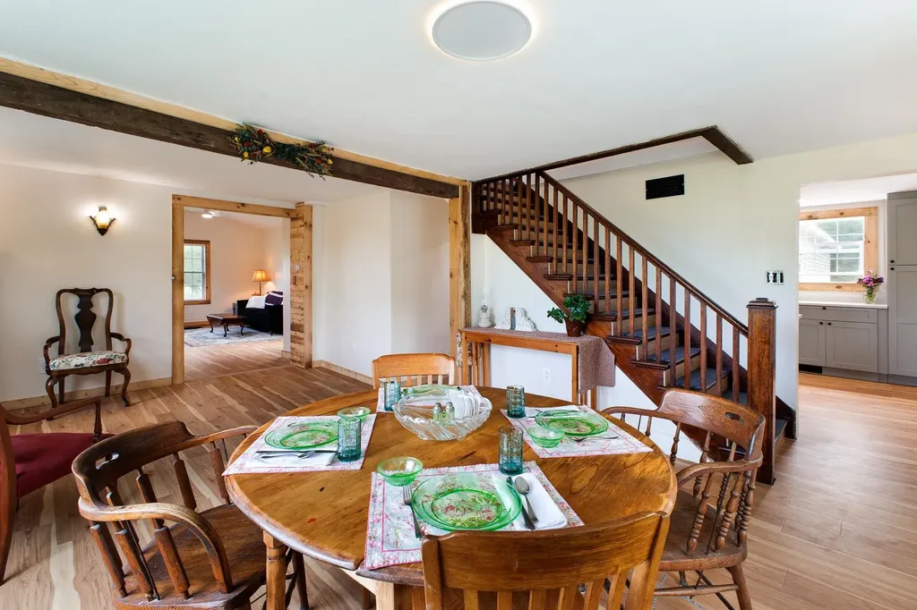 82 Allen Road Grand Isle VT 05458