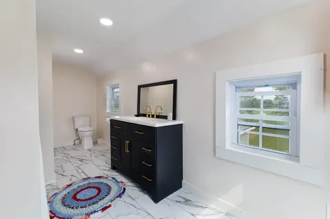 82 Allen Road Grand Isle VT 05458