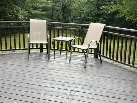5 Mcenroe Drive Londonderry NH 03053