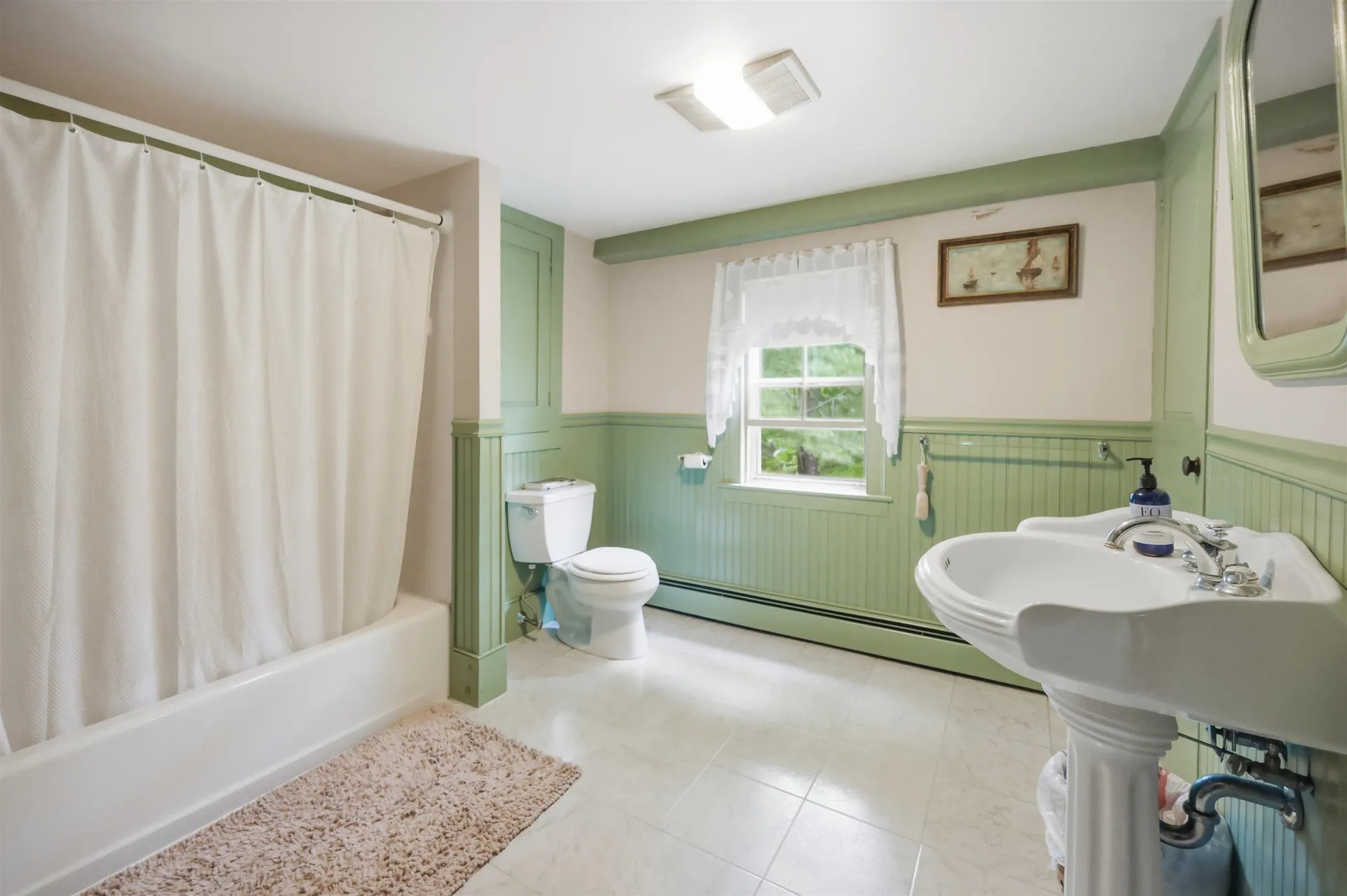 65 Chester Road Raymond NH 03077