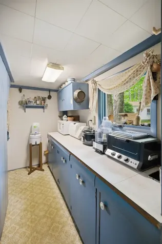 65 Chester Road Raymond NH 03077