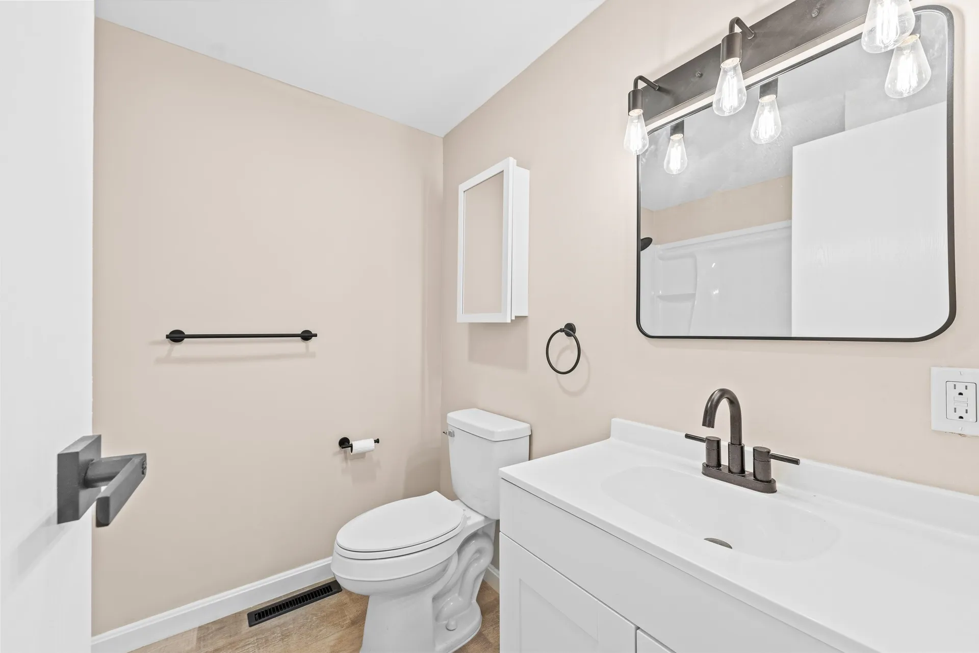 17 Fairway Drive New Hampton NH 03256