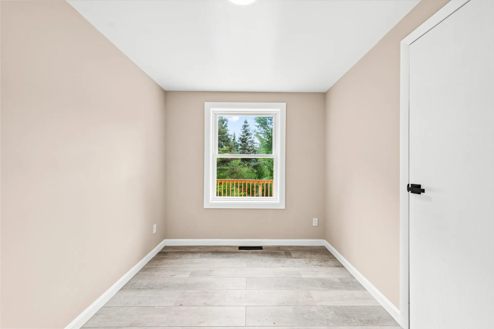 17 Fairway Drive New Hampton NH 03256