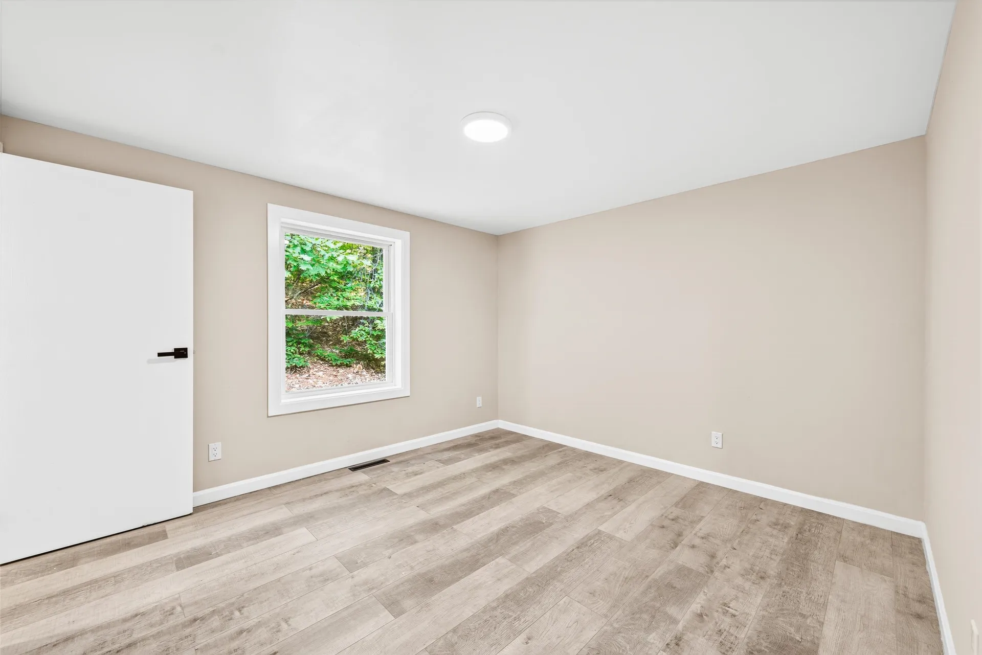 17 Fairway Drive New Hampton NH 03256