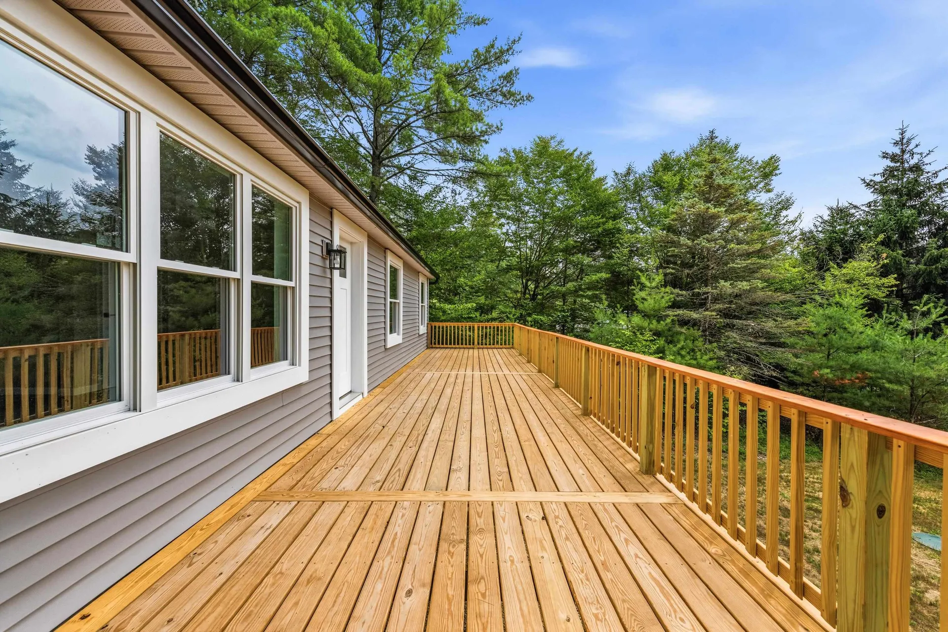 17 Fairway Drive New Hampton NH 03256